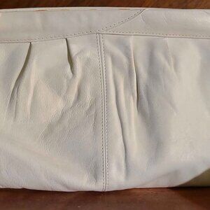 Vintage White (can be worn after Labor Day!) Leather Purse